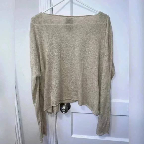 Lotus Eaters Tan Batwing Sweater NEW - Picture 4 of 4